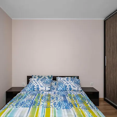 1bd With Ac & Lift In Center By Flat Mаnаger *