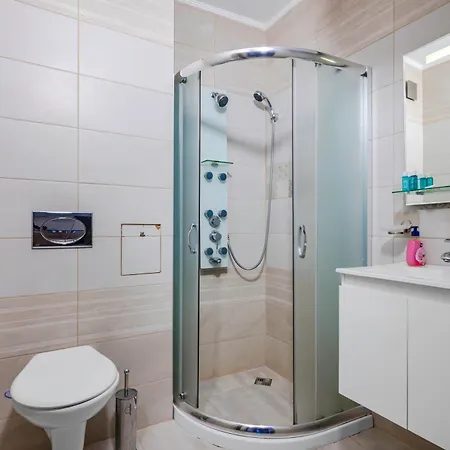 1bd In Center By Flat Mаnаger 소피아