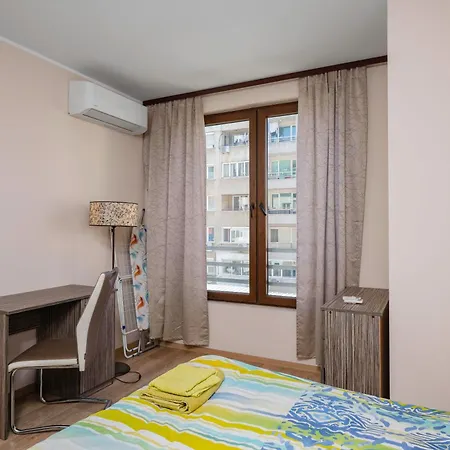 1bd With Ac & Lift In Center By Flat Mаnаger Sofia