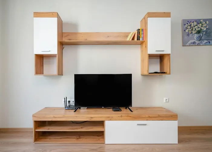 1bd In Center By Flat Mаnаger