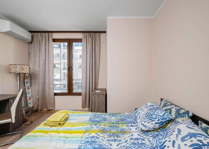 1bd In Center By Flat Mаnаger ソフィア