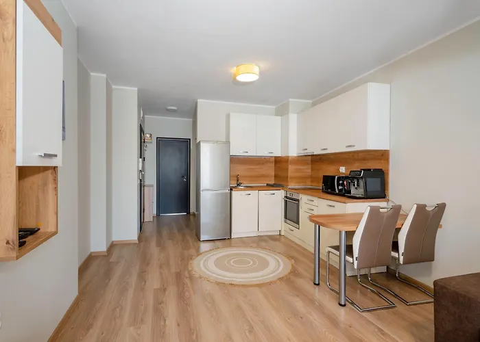 1bd In Center By Flat Mаnаger